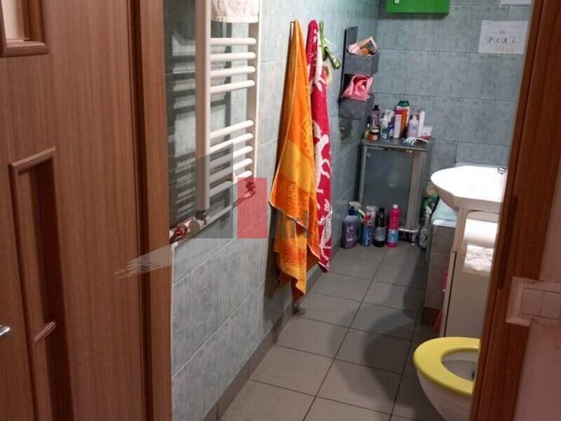 Berceni - Univ. Spiru Haret Vanzare garsoniera