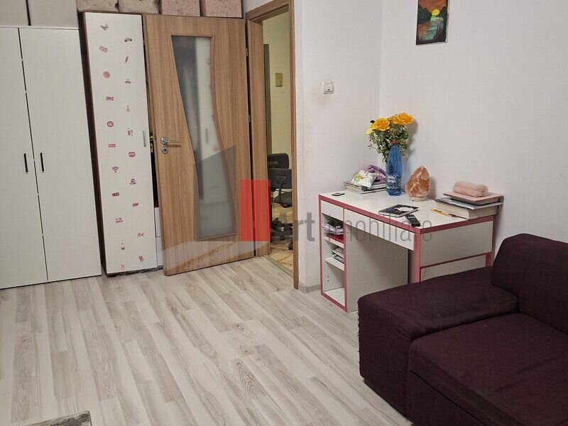 Berceni - Univ. Spiru Haret Vanzare garsoniera