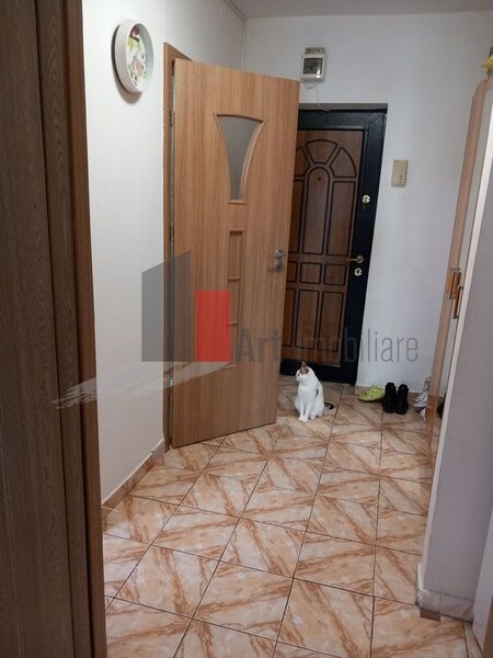 Berceni - Univ. Spiru Haret Vanzare garsoniera